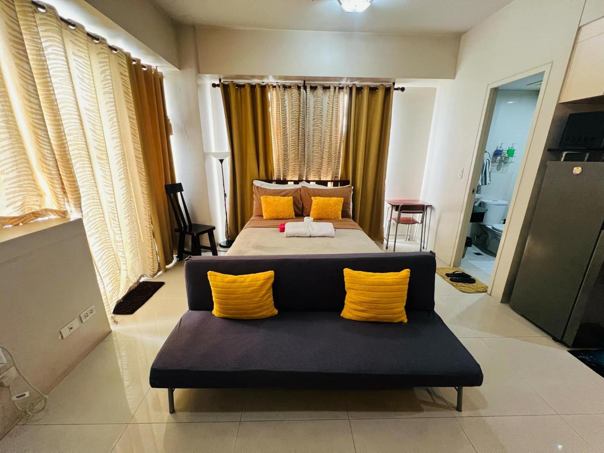 One Palm Tree Villas Condominium - Studio 7Th Fl With Balcony - Across Terminal 3 Airport Pasay Eksteriør billede