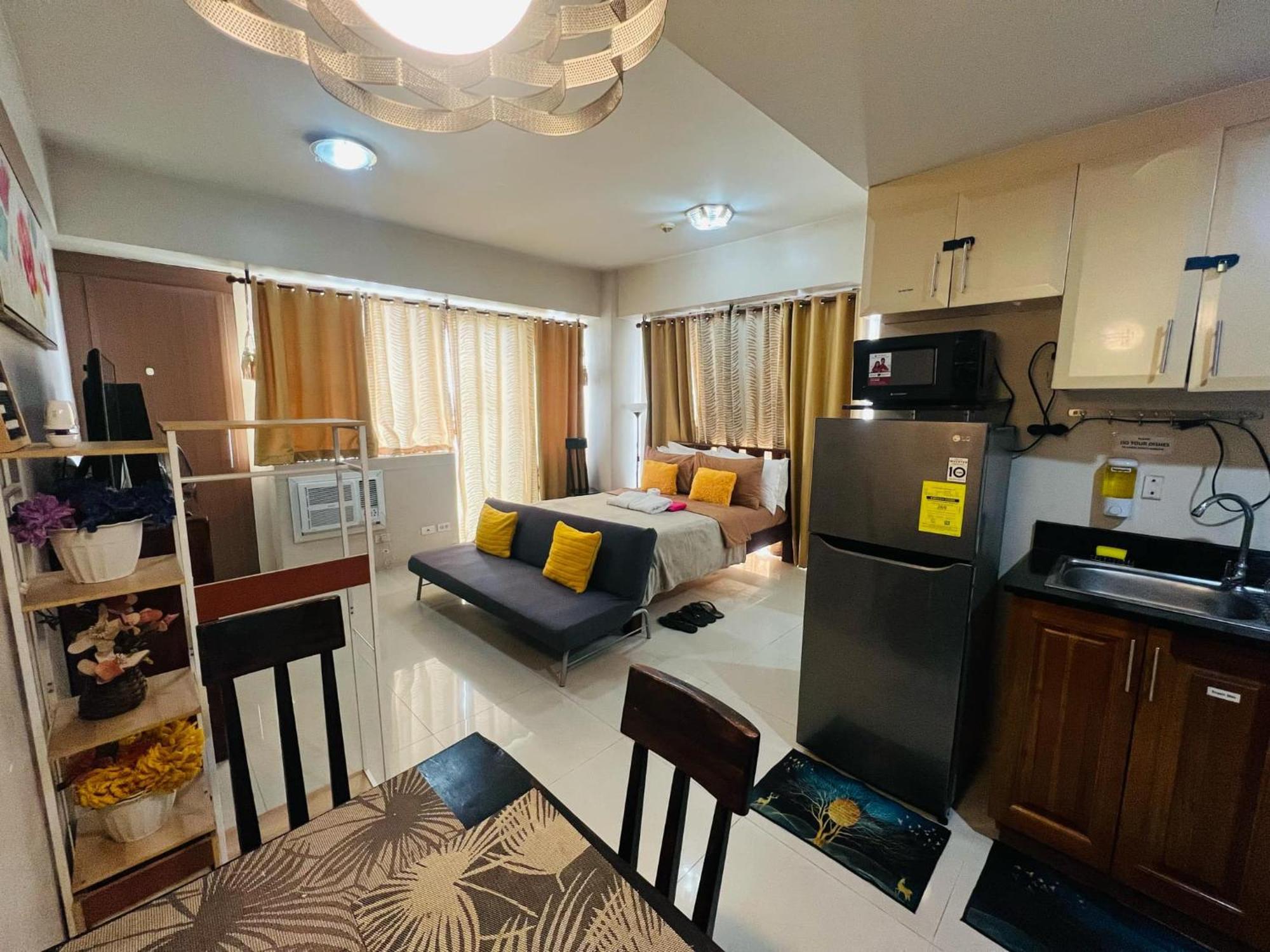 One Palm Tree Villas Condominium - Studio 7Th Fl With Balcony - Across Terminal 3 Airport Pasay Eksteriør billede